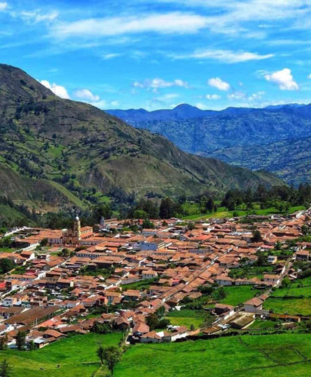 Gll Hotel El Cocuy Exteriör bild