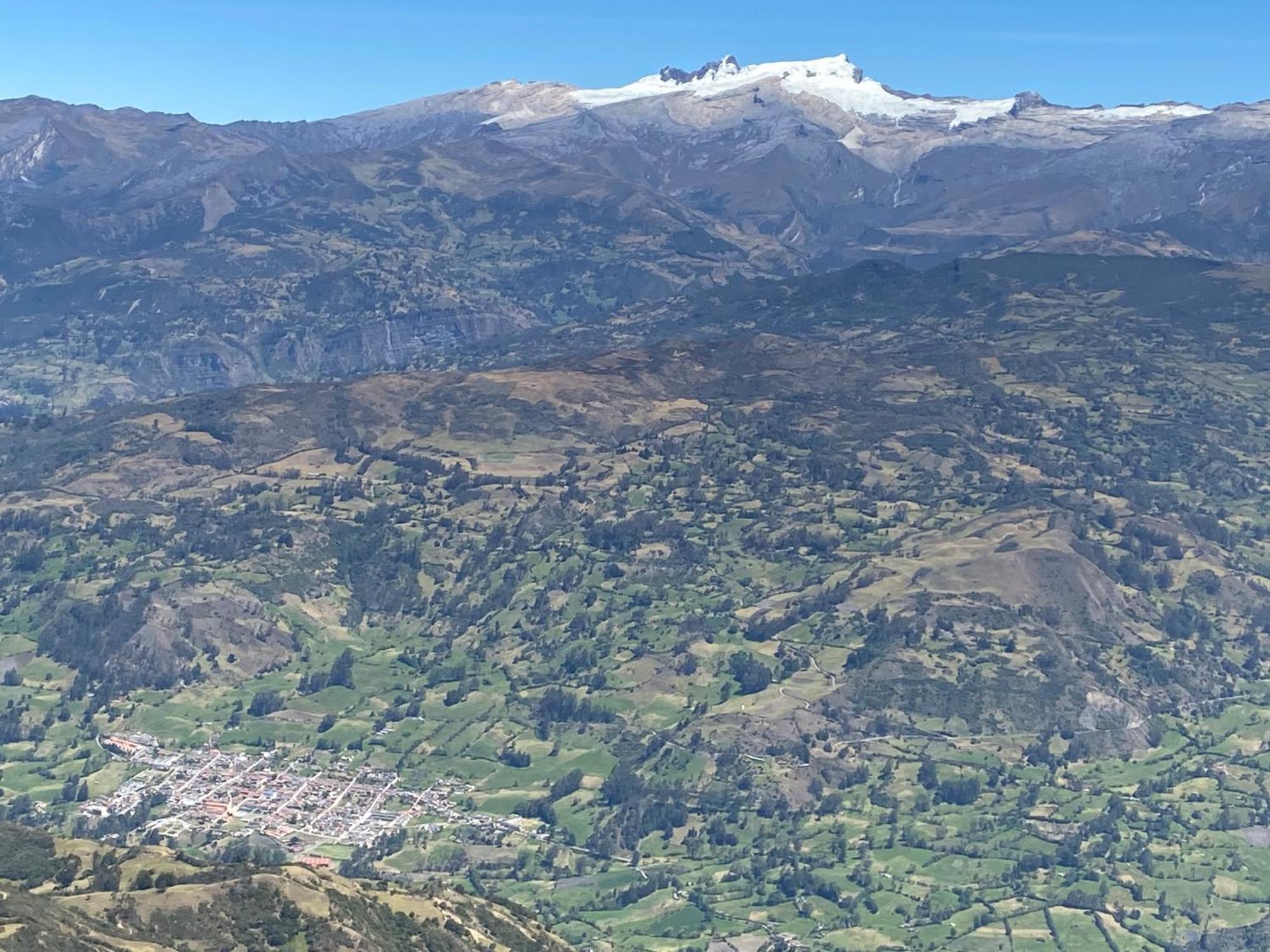 Gll Hotel El Cocuy Exteriör bild