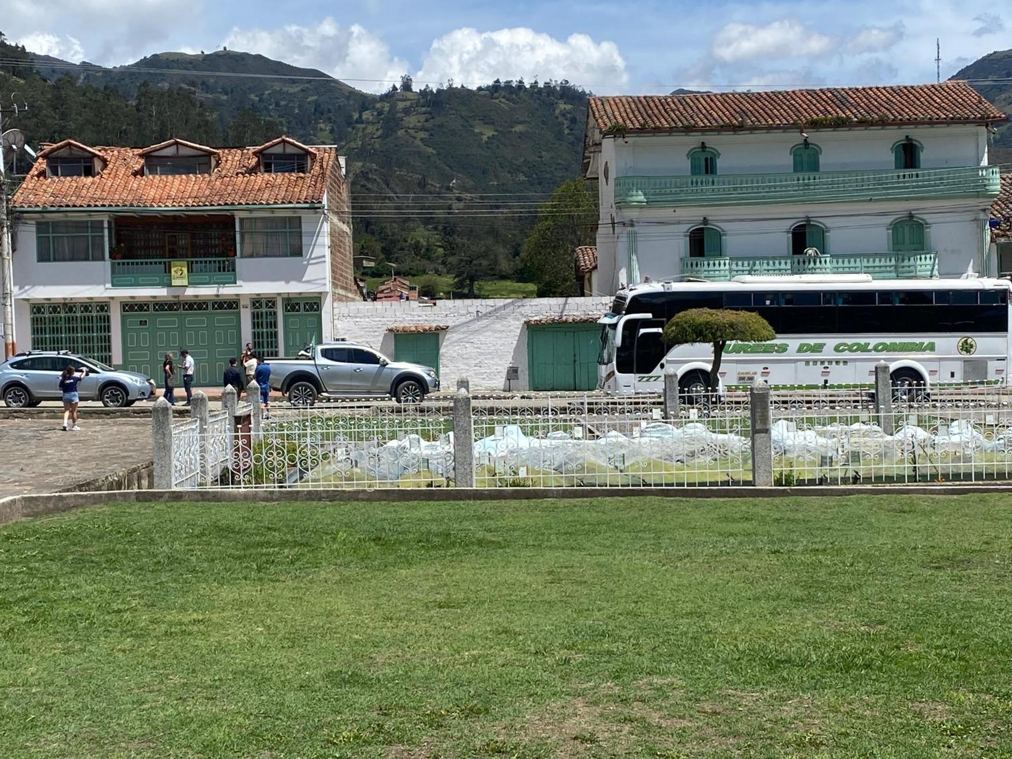 Gll Hotel El Cocuy Exteriör bild